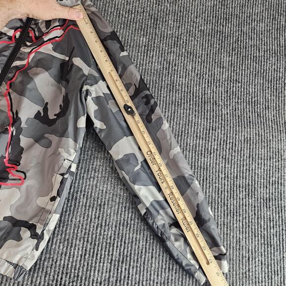 Jordan Jacket Boys Medium 10-12 Gray Camo Hooded Windbreaker Jumpman Nike - Picture 9 of 14